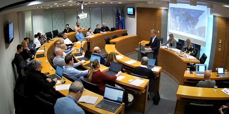 Izredna seja Občinskega sveta Občine Domžale_